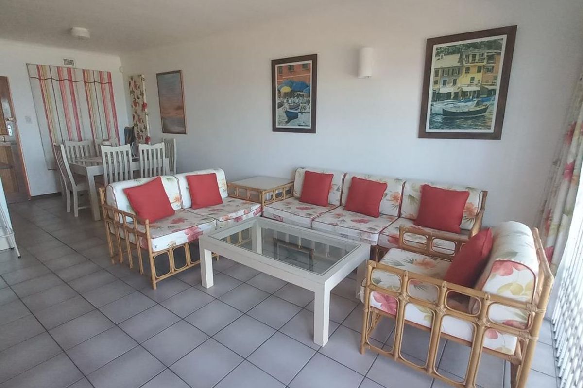 Live Above the Waves in Style - Photo 5