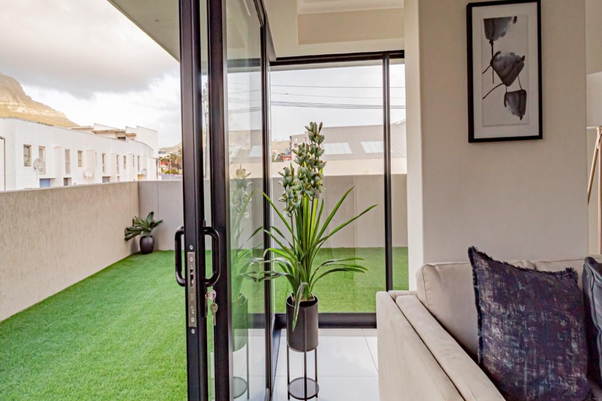 Savvy Investors - A Selection of Unmatched Apartments - Photo 4