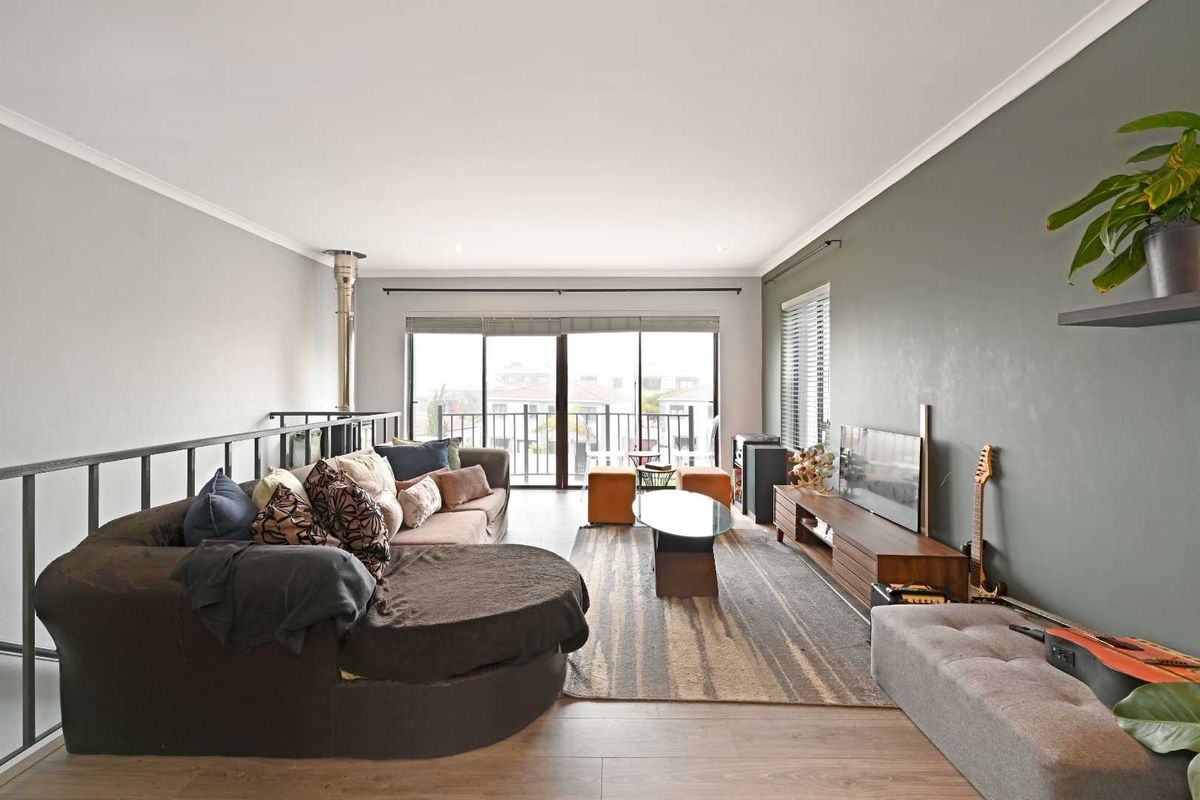 3 bed triplex with views in West Beach - Photo 5