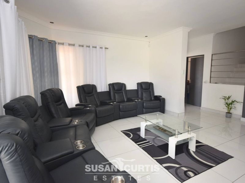 3 BEDROOM HOUSE IN OCEAN VIEW IS FOR SALE - Photo 7