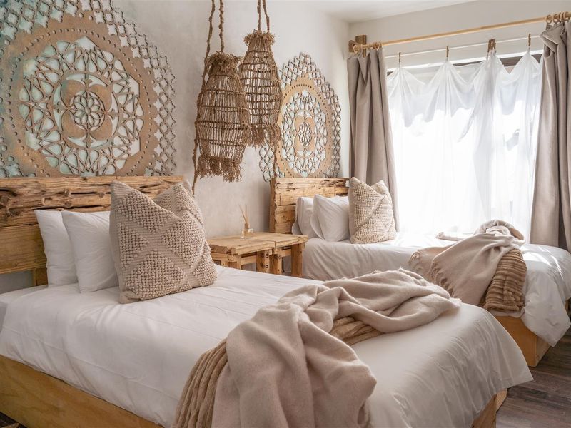Beachfront Duplex – Fully Furnished & Airbnb-Ready! - Photo 6