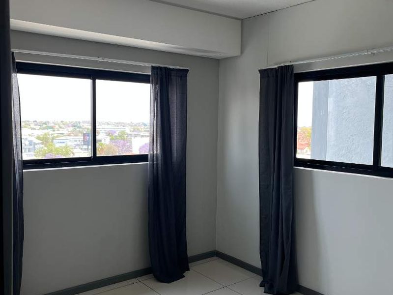 TO LET | Merensky Towers, Windhoek CBD - Photo 3