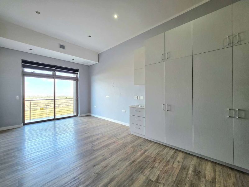 Exclusive studio unit in De Plattekloof Lifestyle & Retirement Estate, Plattekloof - Photo 3