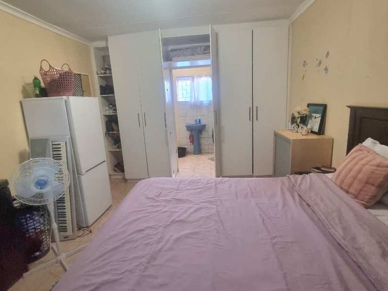 HOUSE FOR SALE IN GREENWELL, KATUTURA - Photo 5