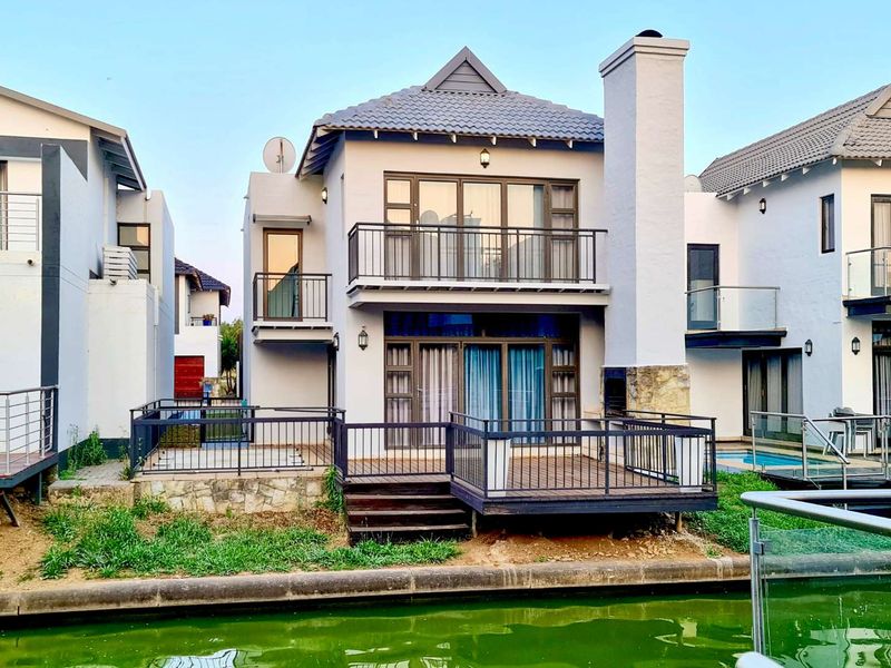 Weekend Getaway or Family Home? Why Not Both! - Photo 2