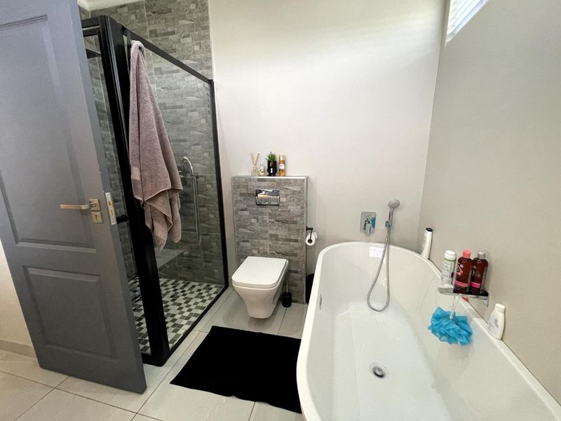 Midstream Meadows - Jewel of a home - Photo 7