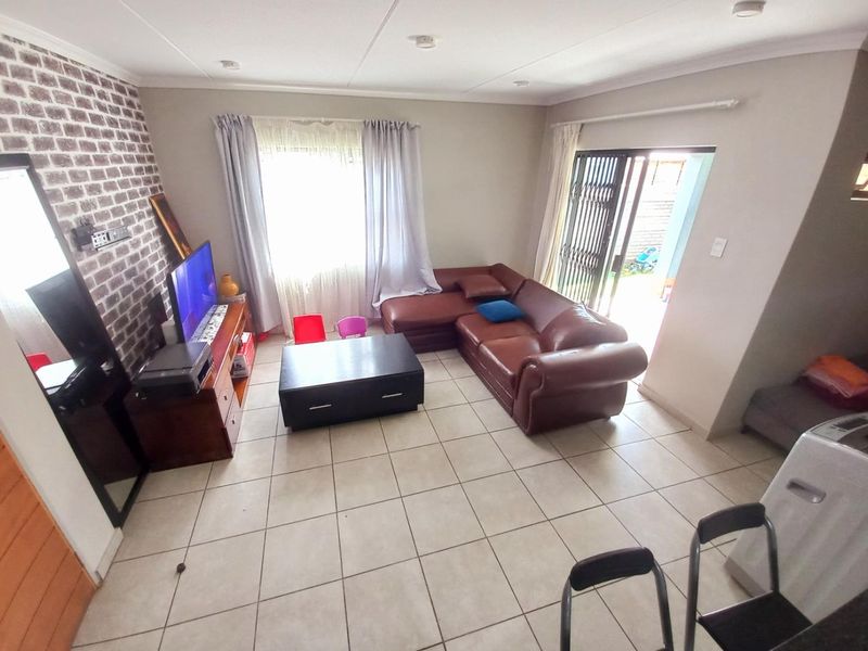 Three bedrooms house for sale in Lotus Gardens Capital View Estate - Photo 7