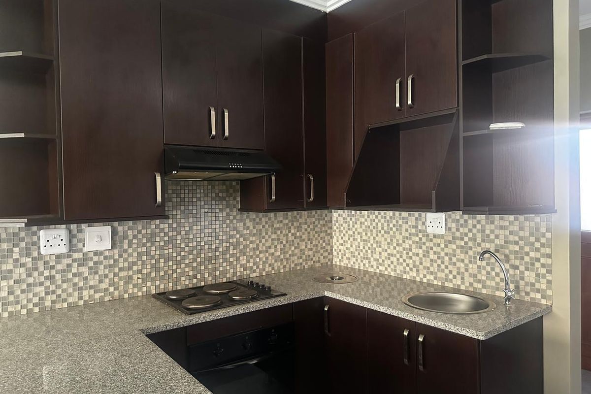 Townhouse in Woodlands - Where Everyone Wants to Live - Photo 2