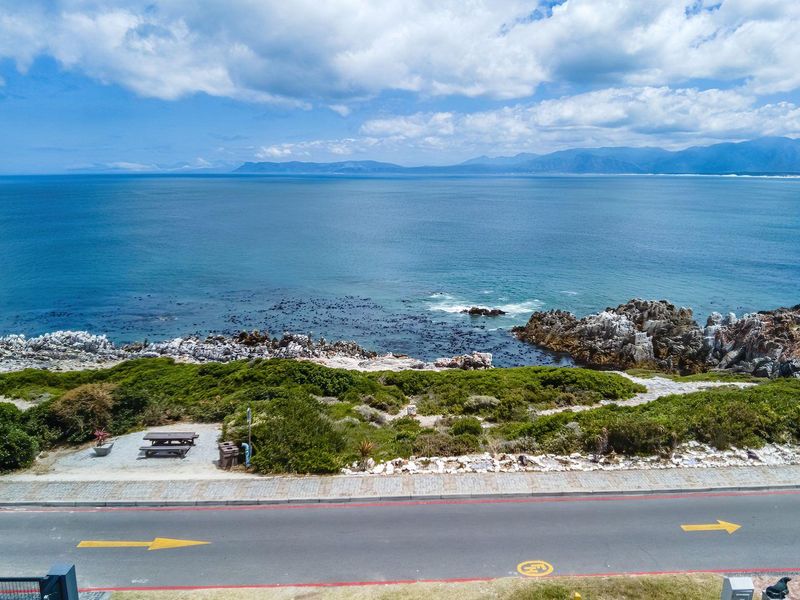 Simply, front-row - Photo 4