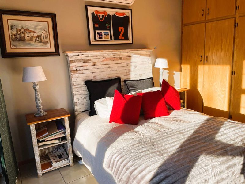 Warm, engaging family home in Northern Suburbs. - Photo 9