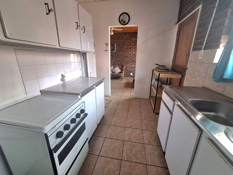 Transform This Fixer Upper And Make It Your Own - Photo 7