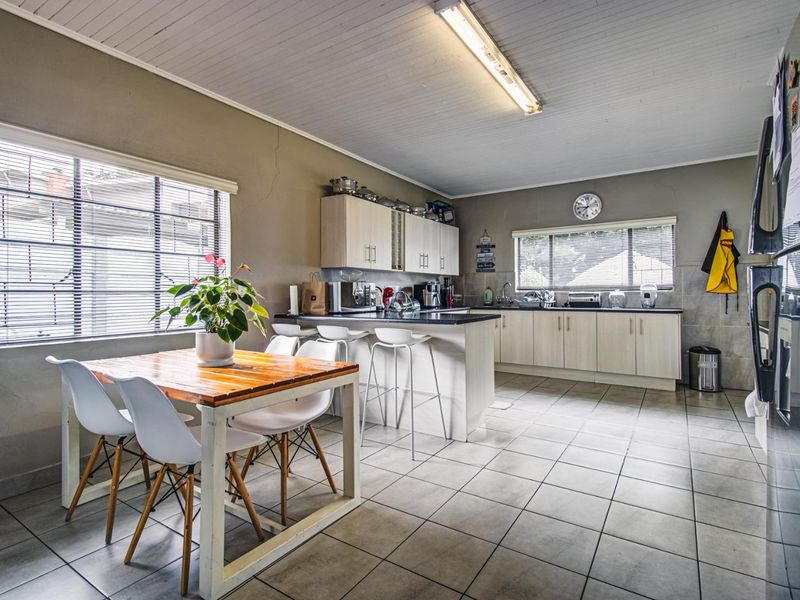 Sole Mandate! Stunning 3-Bedroom Home in Dalview, Brakpan - Photo 10