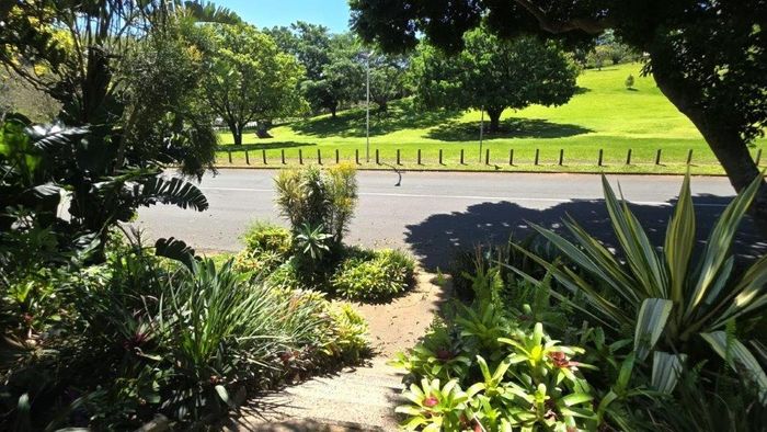 Property #2565145, Townhouse For Sale in Sunningdale