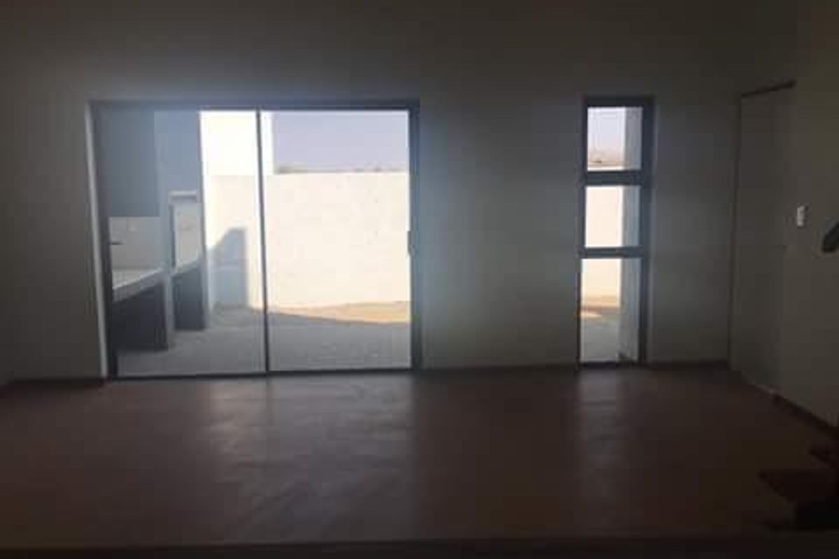 2 Bedroom Apartment for Sale- Okahandja - Photo 4