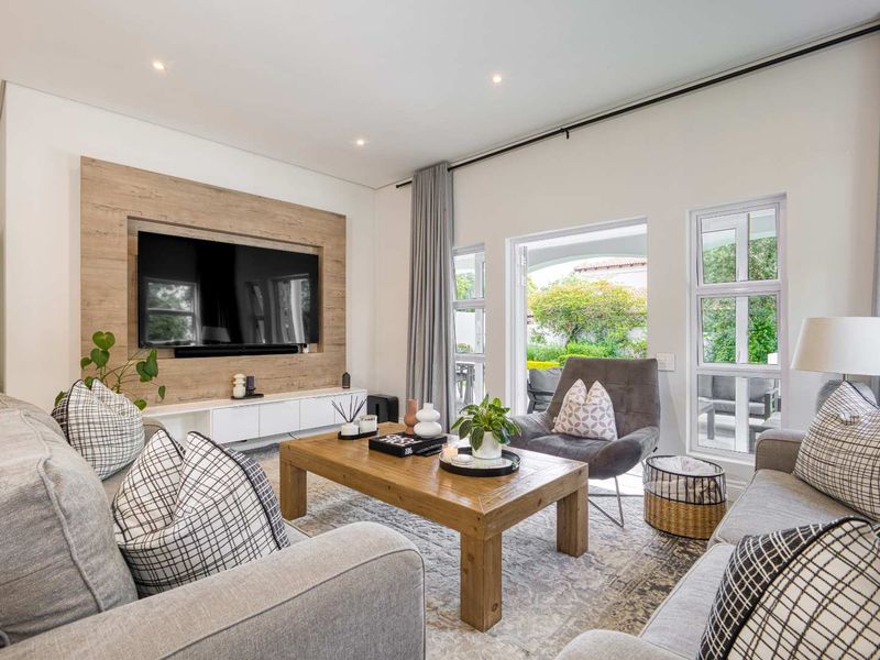 4 Bedroom House for Sale in Dainfern Golf Estate - Photo 8