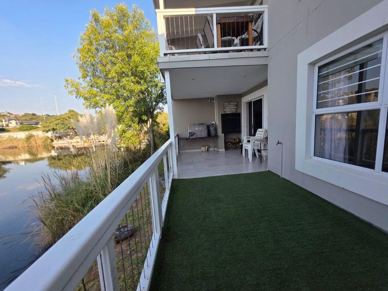 Waterfront Living in Leisure Bay Estate - Photo 3