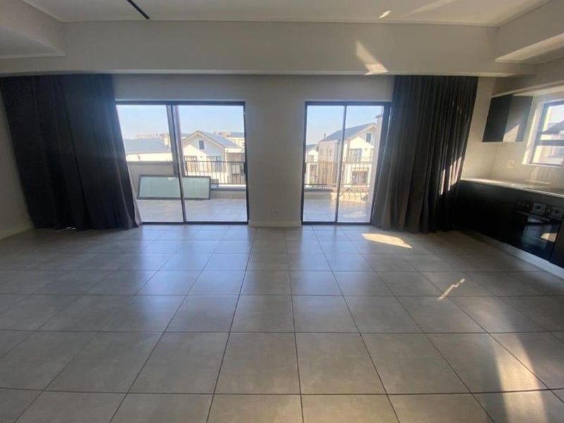Penthouse -  Luxury Living, Elevated! Munyake Lifestyle - Photo 7