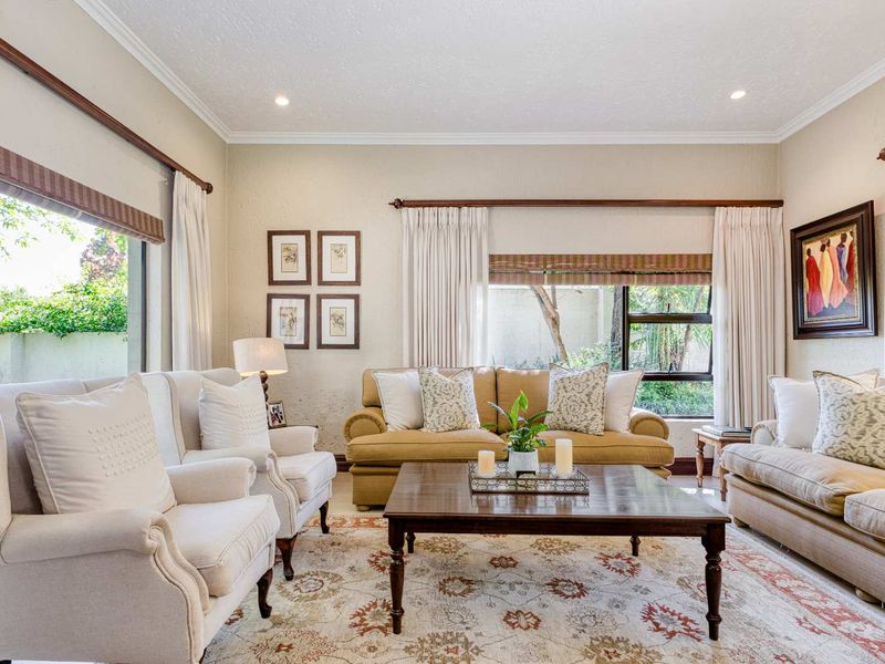 CHARMING 4 BEDROOM HOME IN THE LIFESTYLE ESTATE OF FOURWAYS GARDENS. - Photo 4