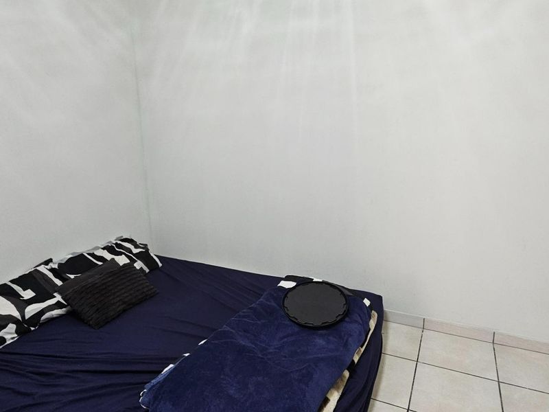 2 Bedroom Flat For Sale - Photo 6