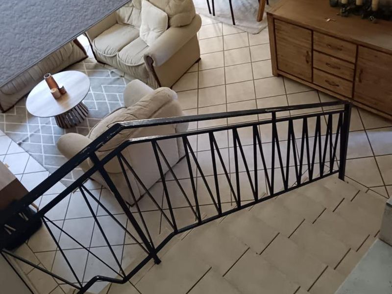 2 Bedroom Apartment for Sale in Croydon - Photo 5