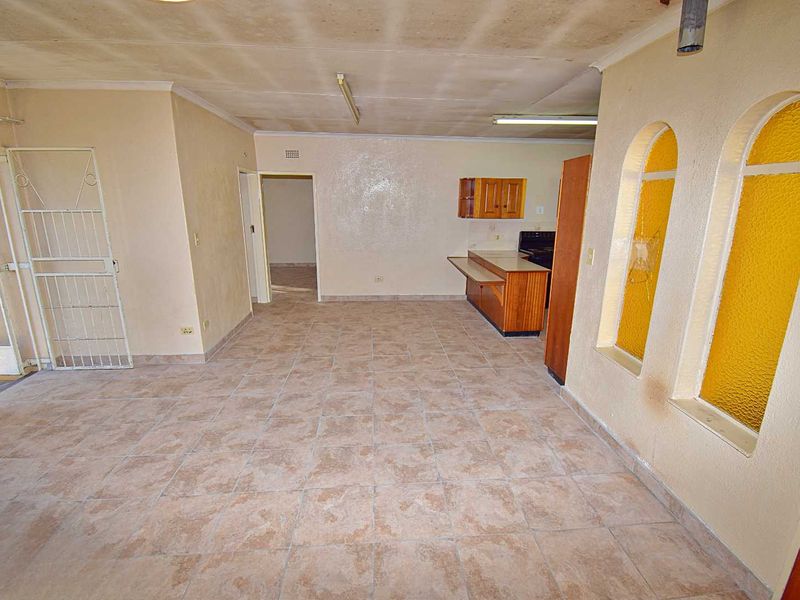 Starter Home on a Large Stand - Photo 6