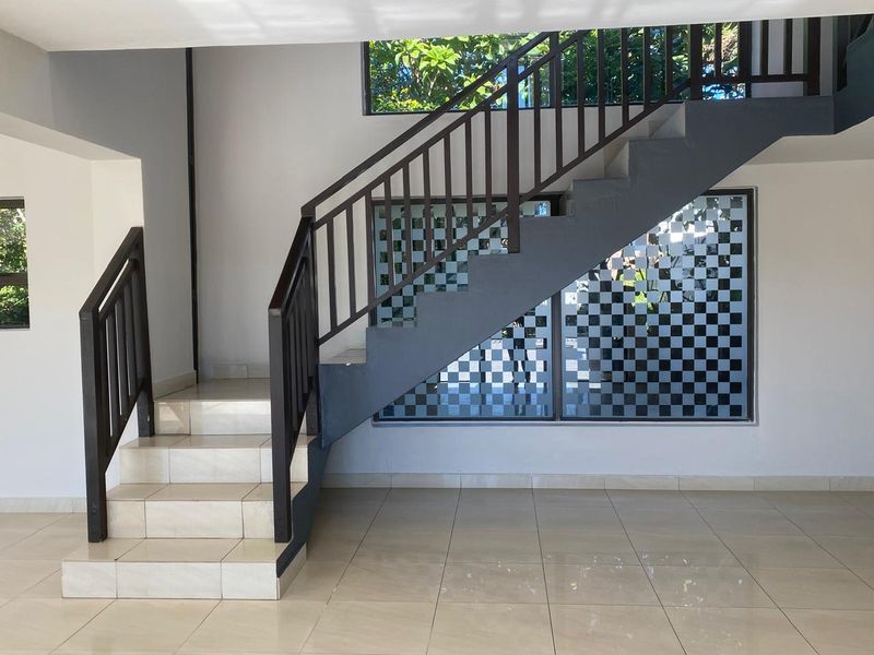Rental Home in Palm Lakes Estate - Photo 6