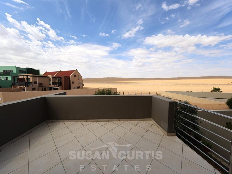 3-Level Duplex Townhouse with Sea & Dune Views - Photo 2