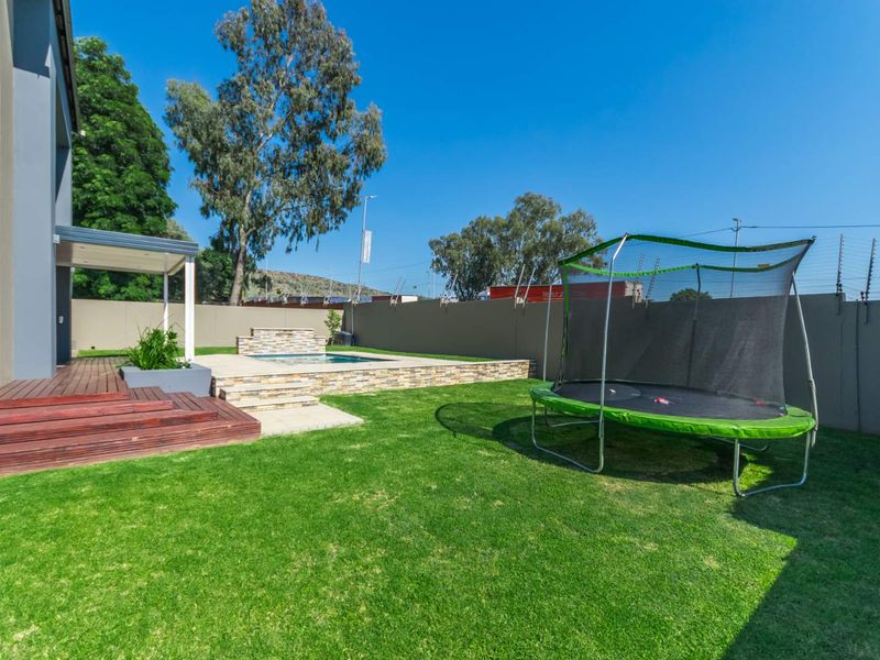 Modern Family Home for Sale – Secure Estate Living - Photo 6