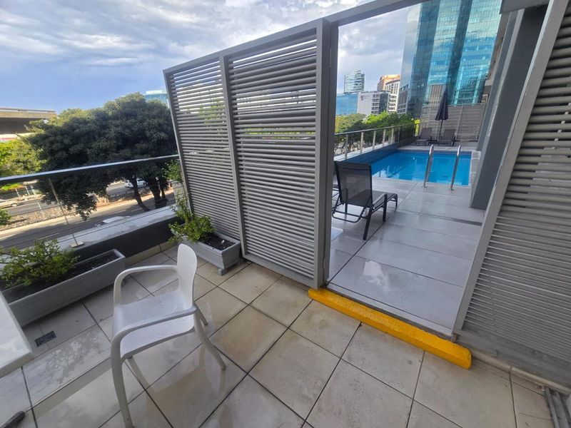 Luxury Fully Furnished Studio Apartment in the heart of Everything - Photo 6