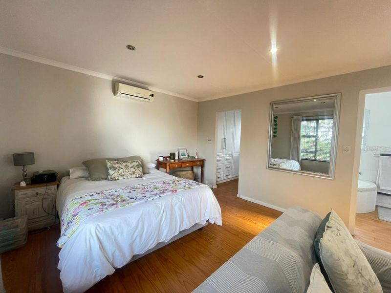 R8,500 | Bachelor Flatlet – Ideal for a Single Professional - Photo 2