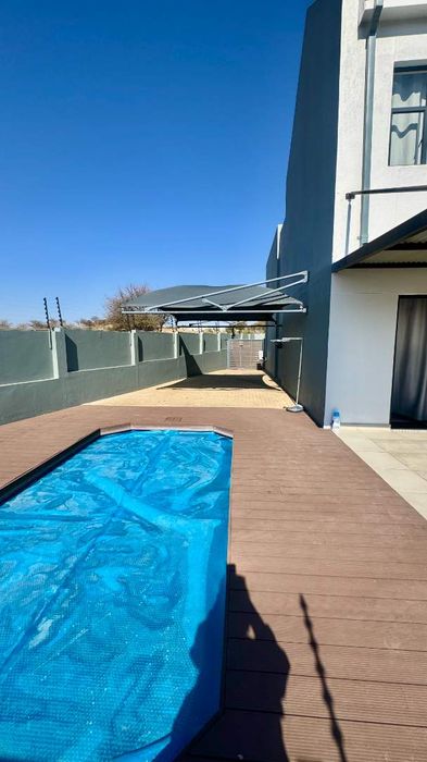 Property #2552952, Townhouse Rental Monthly in Kleine Kuppe