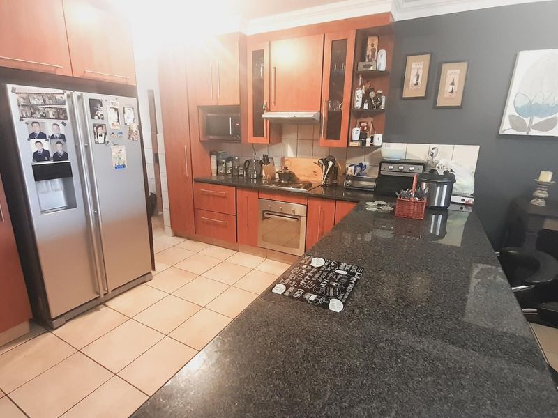 "Discover Serene Living at Melodie Waters Estate!" - Photo 10