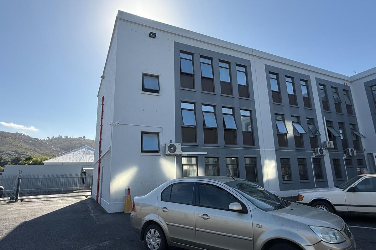 Ground floor apartment, Perfect for the Modern Professional - Photo 2