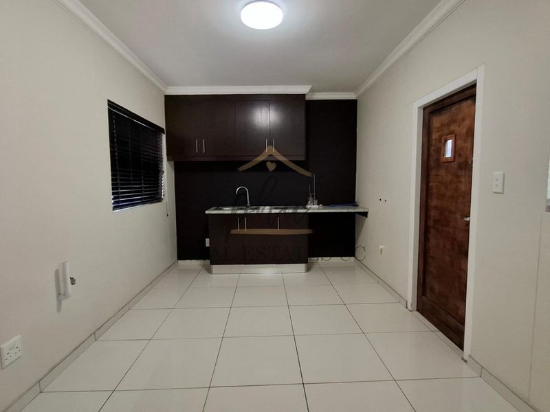 Stunning Double-Storey Family Home in Extension 15, Swakopmund - Photo 9