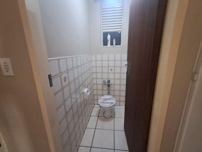 2,5 Bedroom Property In Sunnyside - Photo 9