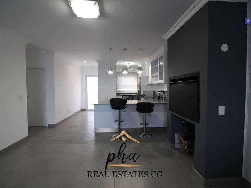 2 Bedroom apartment for sale - Dolphin Beach - Photo 4