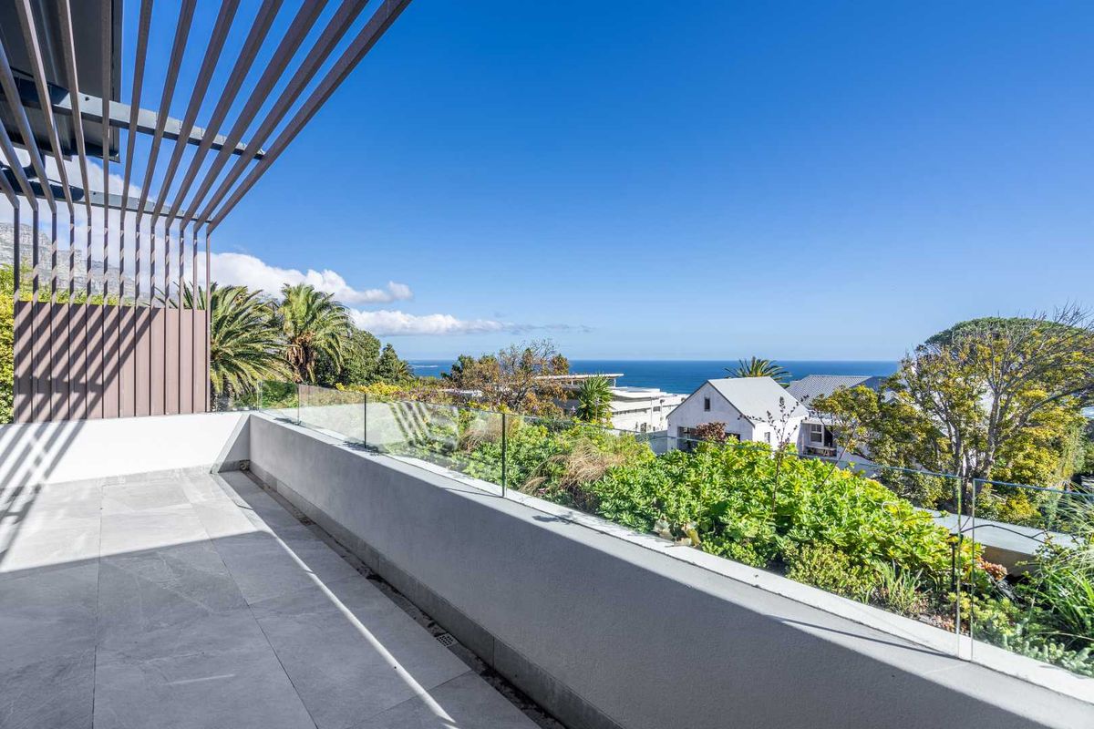 Top of the range finishes, premier address - Photo 4