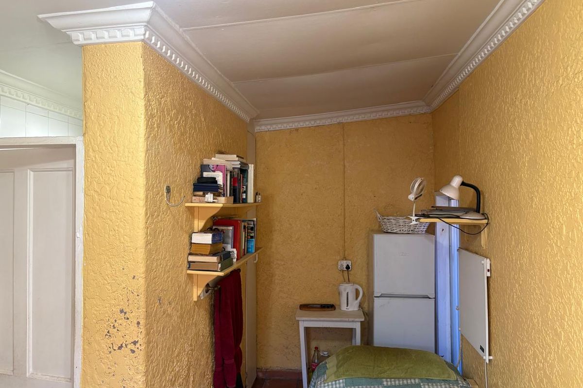 Guest house delight - income generator - Photo 3