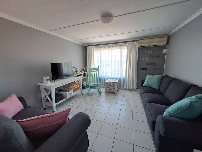 Just move in! - Photo 2