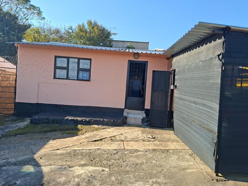 House for Sale – Forderville, Estcourt - Photo 3