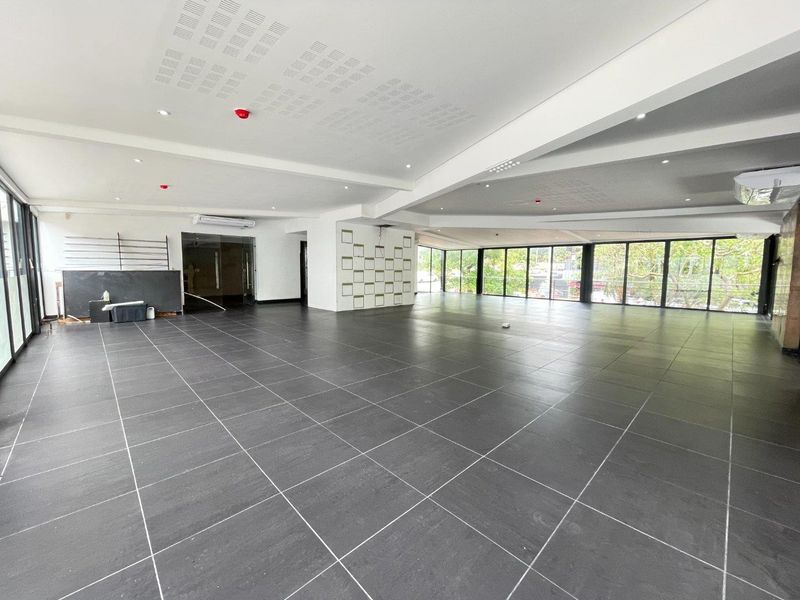 336m2 of Prime Restaurant / Retail Space To Let – Heart of Umhlanga Village - Photo 4
