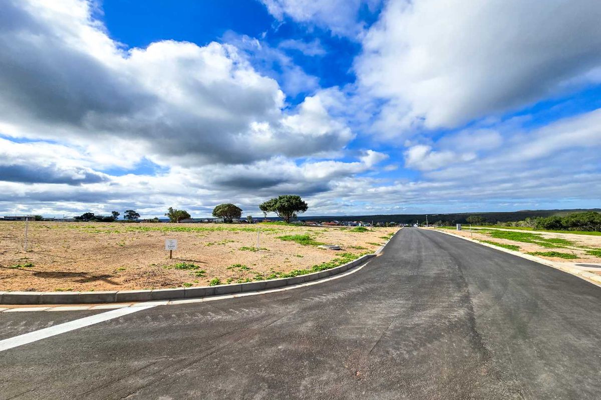 Now is you chance - make your real estate dream a reality! - Photo 4