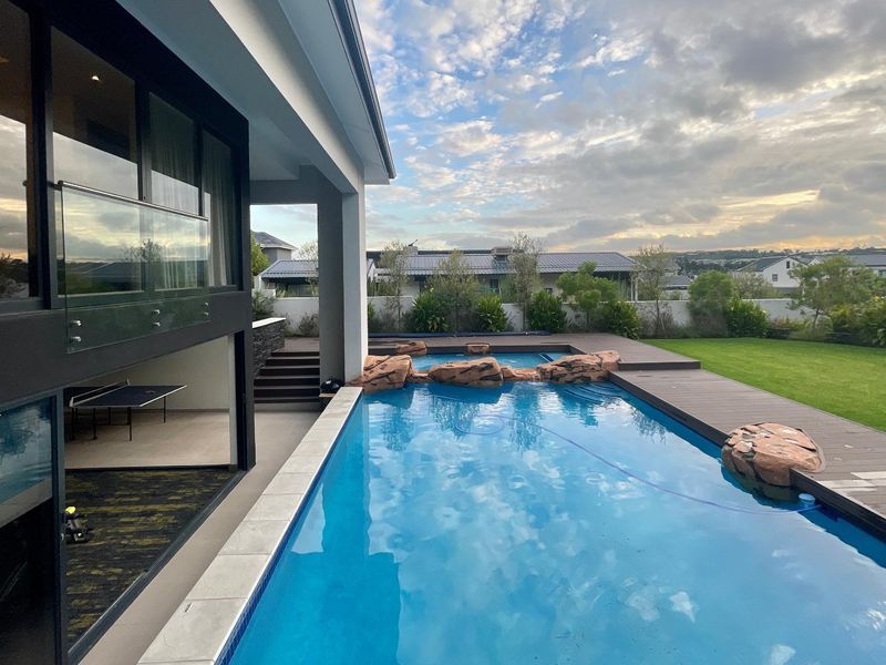 Stunning Five Bedroom Home Available in Waterfall Country Estate - Photo 8