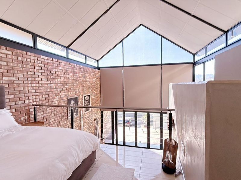 Townhouse with amazing views - Photo 5