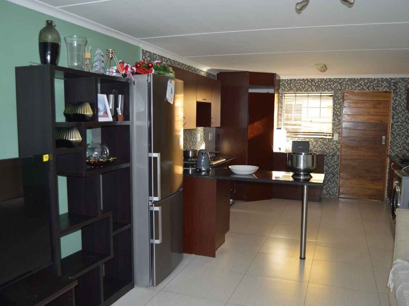 Villa Avante – Designed for Living, Built for Loving - Photo 4