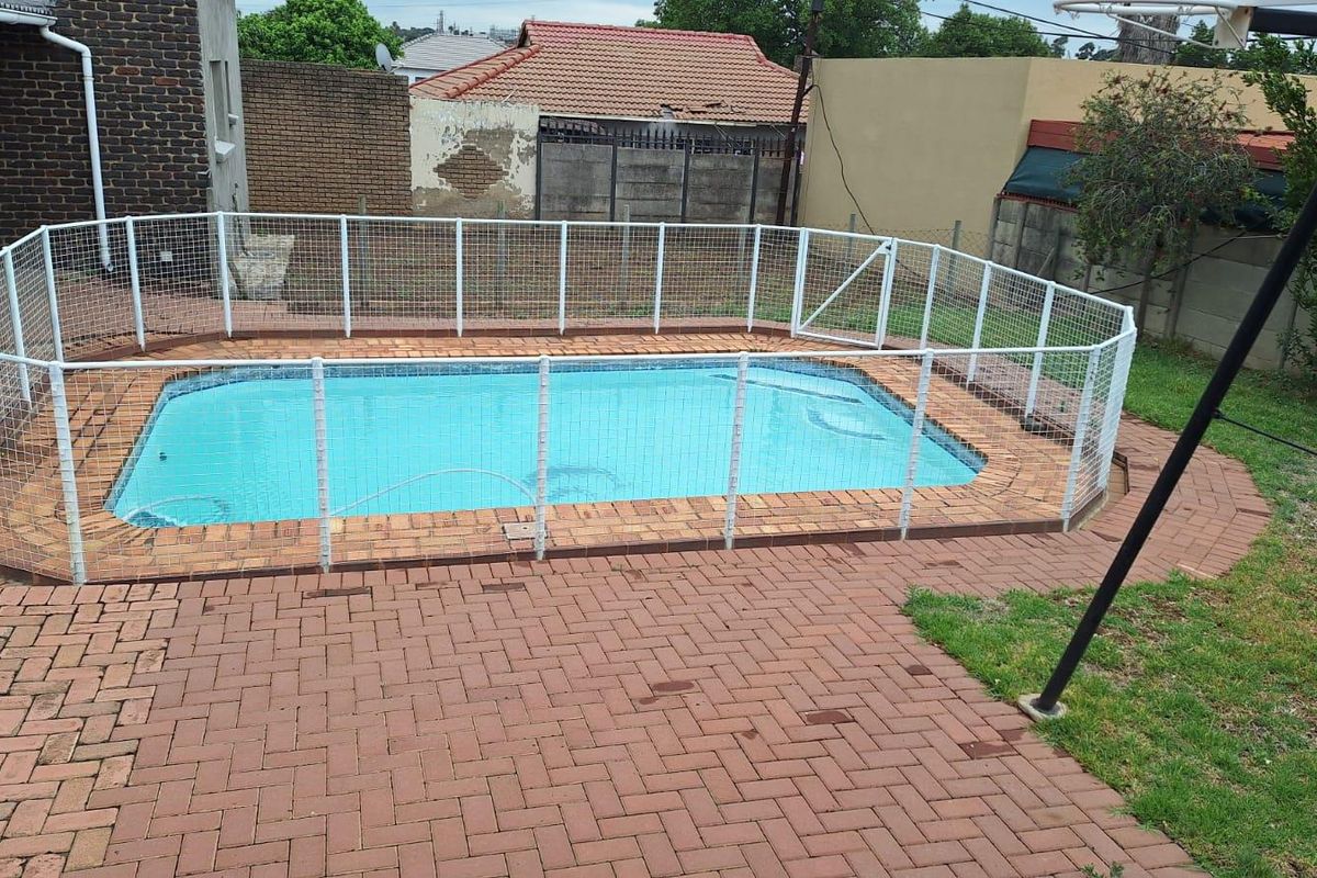 Delightful 3 Bedroom home in Elandspark - Photo 4