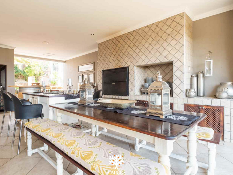 Grand Double-Storey Residence with Multiple Living Spaces - Photo 9