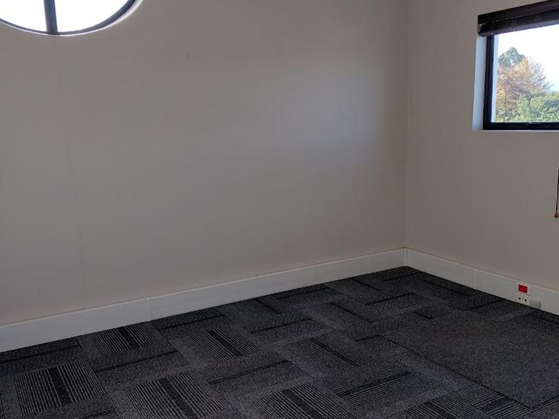 COMMERCIAL PROPERTY TO RENT IN HOWICK NORTH - Photo 4