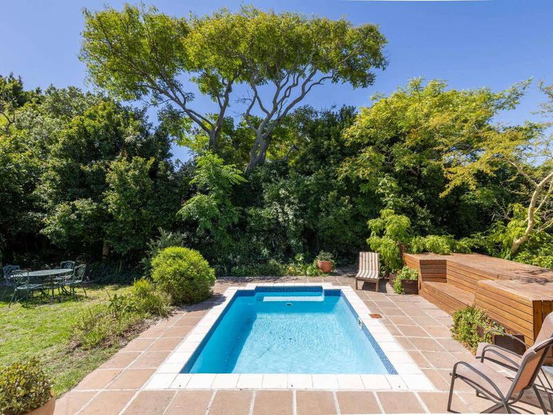 A versatile character-filled home in a lovely pocket of Kenilworth - Photo 3