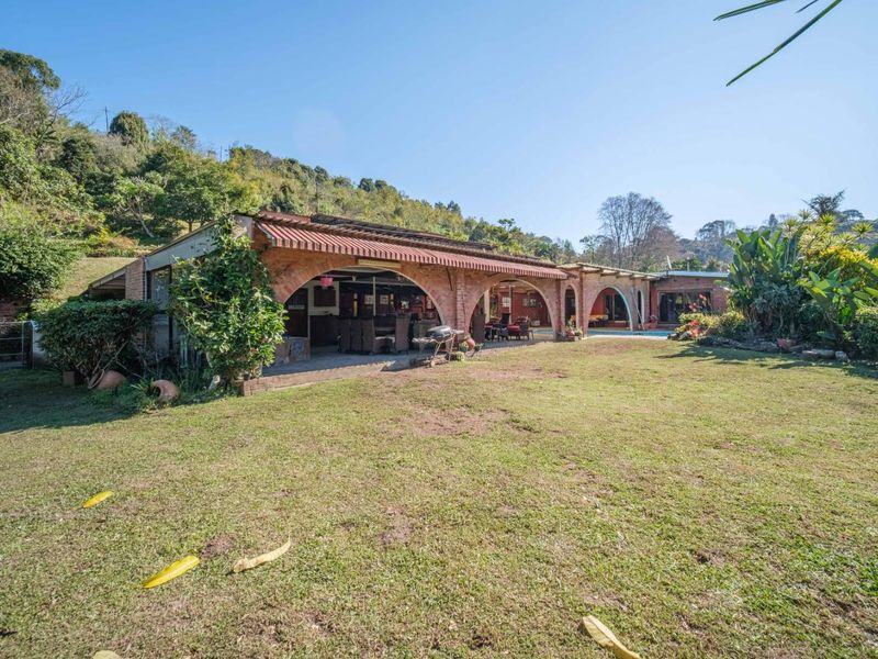 Homestead lifestyle - Photo 5